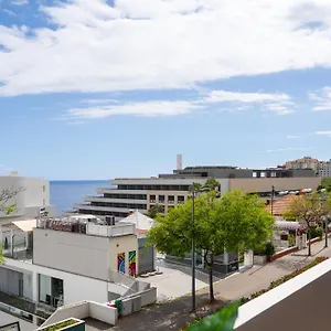  Apartment Lido Ii By An Island